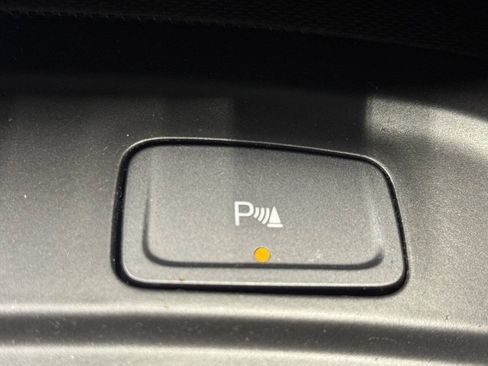 Used 2022 Chevrolet Equinox LT AWD/4WD image 47