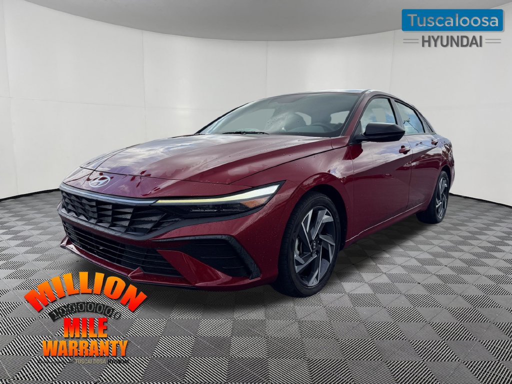 Used 2025 Hyundai Elantra Sport FWD image 8
