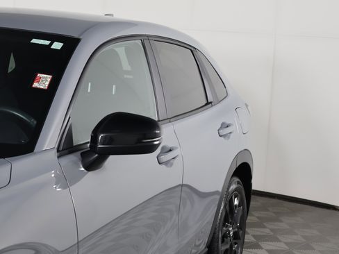 Used 2025 Honda HR-V Sport image 13