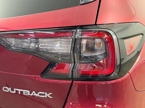Certified 2025 Subaru Outback Premium AWD/4WD image 34