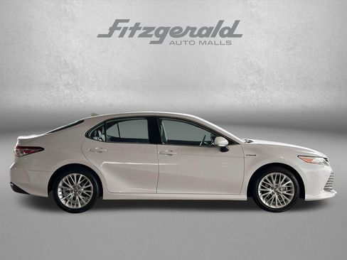Used 2020 Toyota Camry XLE w/ Driver Assist Package FWD image 5