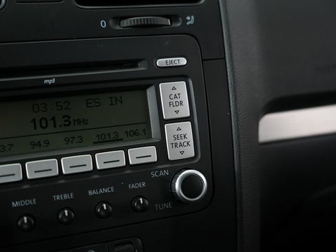 Used 2009 Volkswagen GTI Base image 21