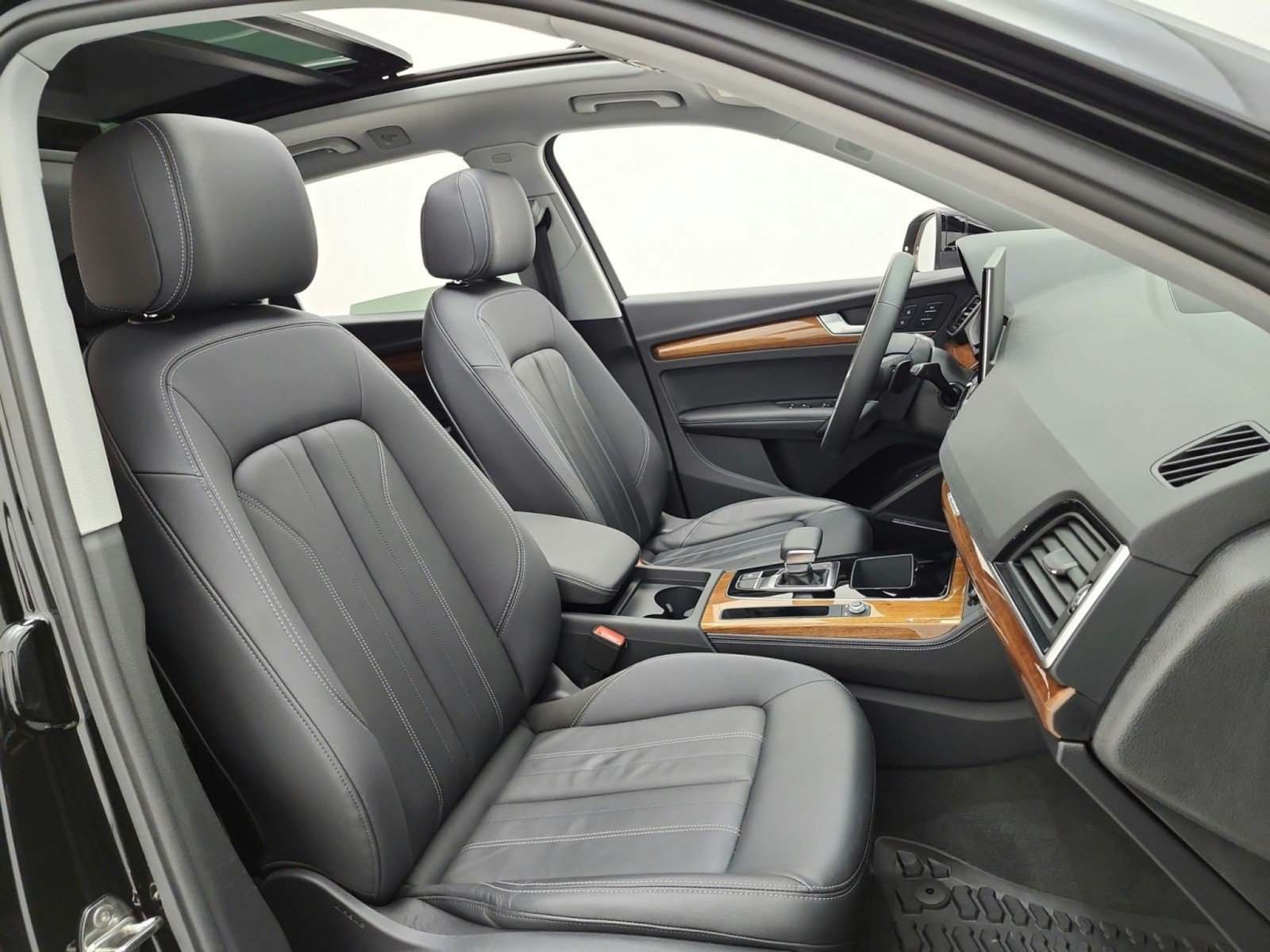 Used 2023 Audi Q5 2.0T Premium Plus AWD/4WD image 20