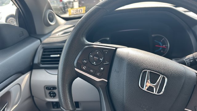 Used 2021 Honda Pilot EX image 19