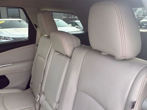 Used 2012 Dodge Journey Crew w/ Flexible Seating Group image 17