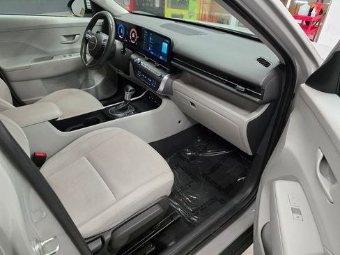 Used 2024 Hyundai Kona SEL FWD image 28
