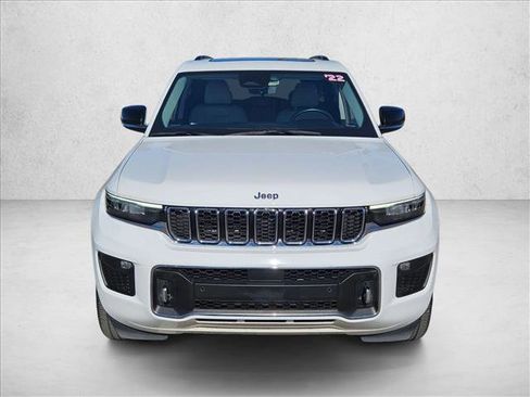 Used 2022 Jeep Grand Cherokee Overland w/ Luxury Tech Group IV image 2