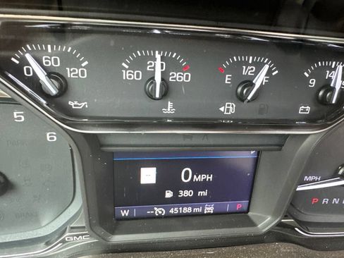 Used 2019 GMC Sierra 1500 SLT w/ SLT Premium Plus Package AWD/4WD image 29