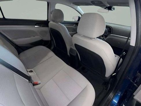Used 2019 Hyundai Elantra SEL image 26