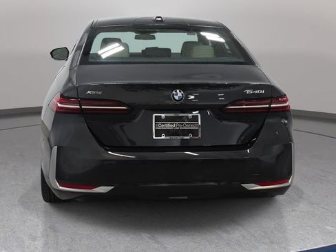 Used 2024 BMW 540i xDrive w/ Convenience Package AWD/4WD image 6