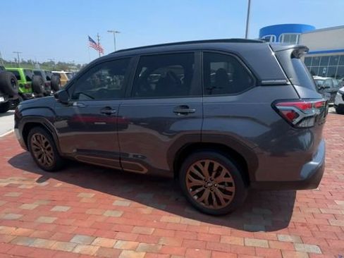 Used 2025 Subaru Forester Sport AWD/4WD image 8