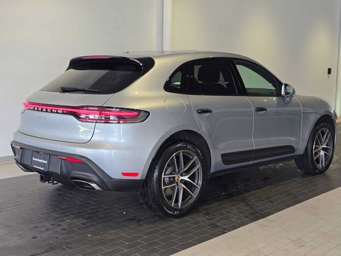 Used 2025 Porsche Macan AWD/4WD image 7