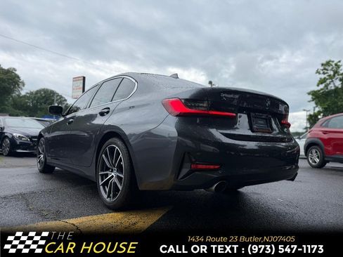 Used 2021 BMW 330i xDrive Sedan w/ Convenience Package AWD/4WD image 4