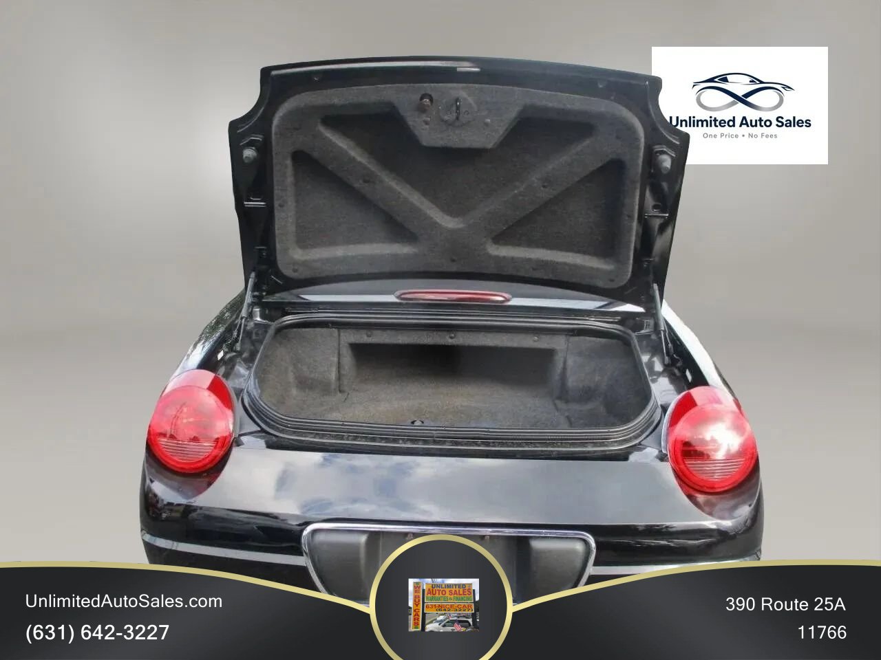Used 2003 Ford Thunderbird RWD image 22