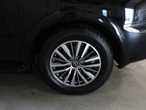 Used 2021 Nissan Armada SL w/ Captain's Chairs Package AWD/4WD image 33