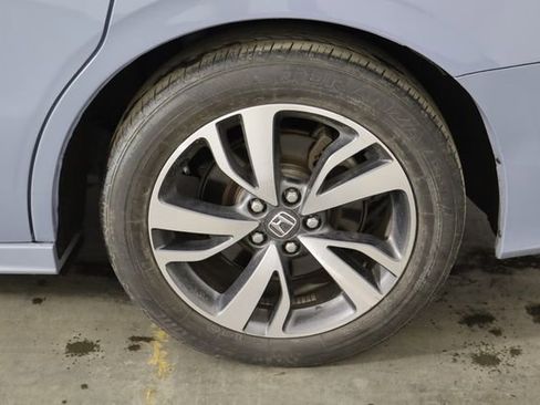 Used 2023 Honda Odyssey Touring image 43