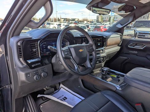 Certified 2024 Chevrolet Silverado 1500 High Country w/ Technology Package image 13