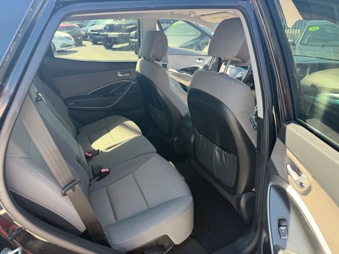 Used 2018 Hyundai Santa Fe Sport FWD image 11