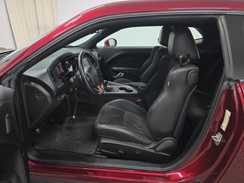 Used 2021 Dodge Challenger R/T Scat Pack RWD image 7