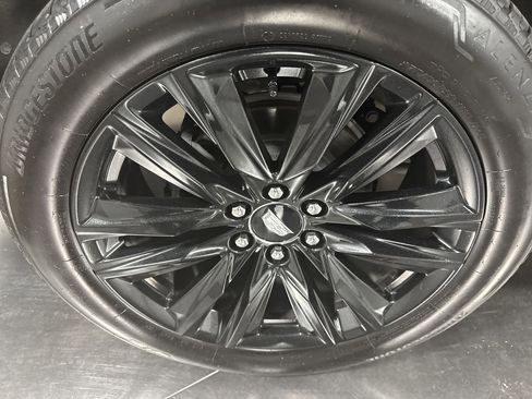 Used 2024 Cadillac Escalade Sport image 13