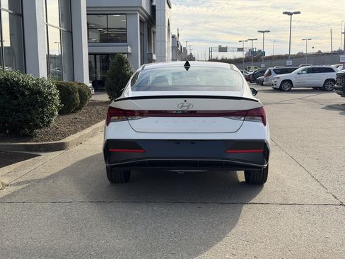 New 2026 Hyundai Elantra SEL Sport Premium image 6