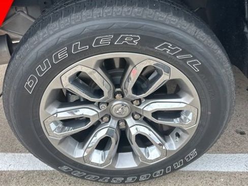 Used 2021 RAM 1500 Laramie w/ Sport Appearance Package image 9