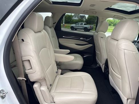 Used 2024 Buick Enclave Essence w/ Experience Buick Package AWD/4WD image 35