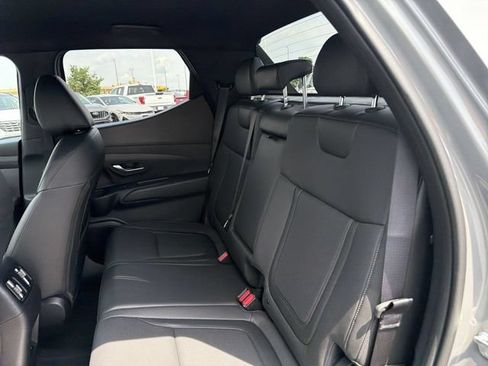 Used 2025 Hyundai Santa Cruz SEL AWD/4WD image 21
