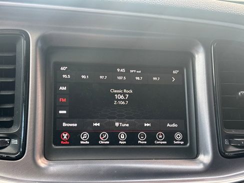 Used 2020 Dodge Challenger SXT image 9