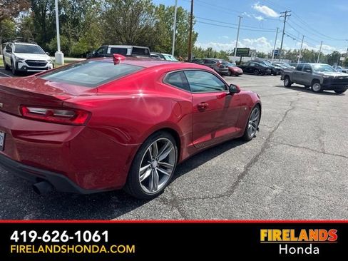 Used 2016 Chevrolet Camaro LT RWD image 7