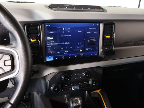 Used 2023 Ford Bronco Badlands AWD/4WD image 5