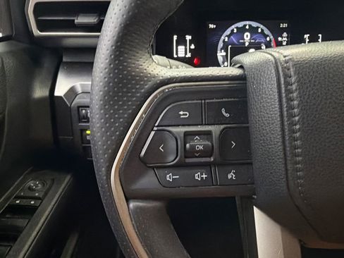 Used 2025 Toyota 4Runner SR5 image 24