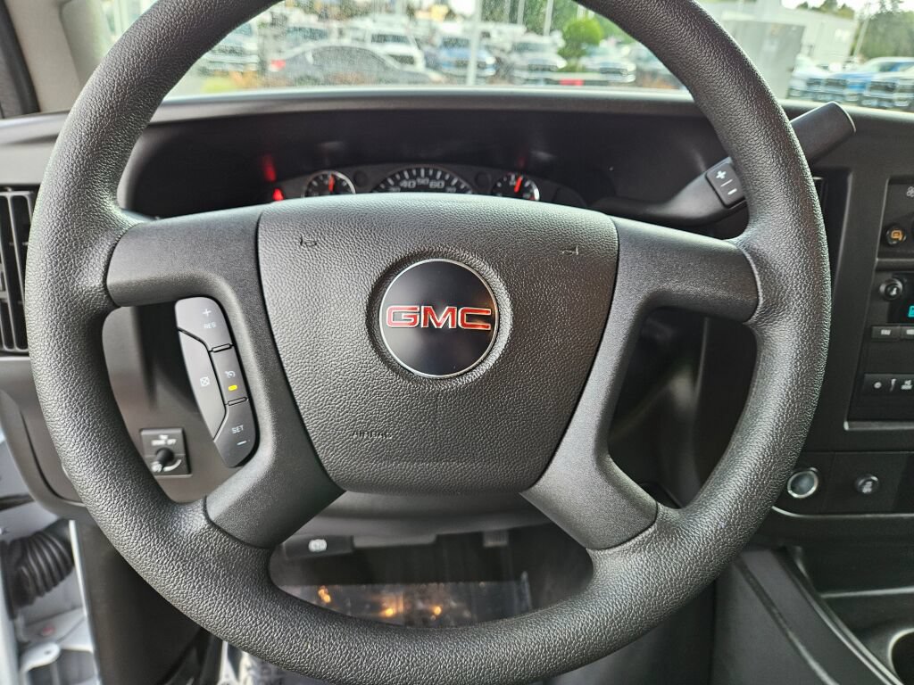 Used 2025 GMC Savana 2500 w/ Driver Convenience Package RWD image 21