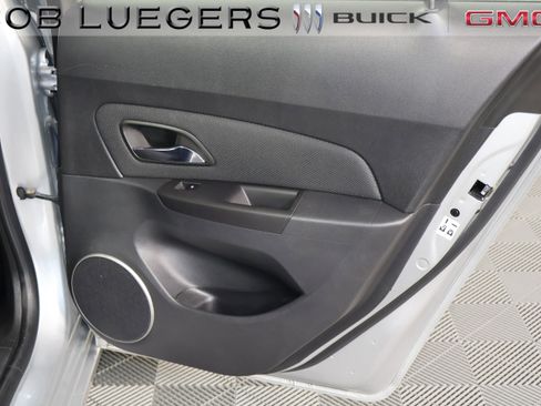 Used 2014 Chevrolet Cruze LT w/ All-Star Edition image 15