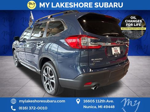Certified 2023 Subaru Ascent Limited AWD/4WD image 9