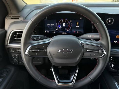 Certified 2025 Chevrolet Suburban RST image 15