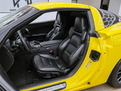 Used 2012 Chevrolet Corvette Coupe w/ 3LT Preferred Equipment Group image 31