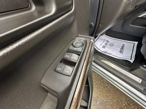 Used 2019 Chevrolet Silverado 1500 RST w/ All-Star Edition AWD/4WD image 11