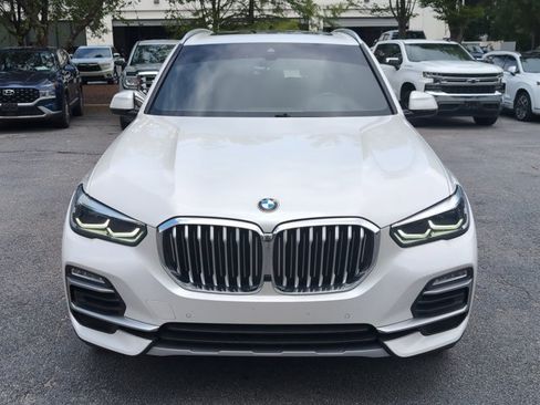 Used 2019 BMW X5 xDrive40i w/ Premium Package 2 AWD/4WD image 2