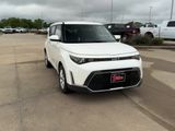 Used 2023 Kia Soul S image 3