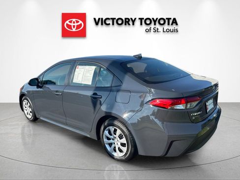 Used 2025 Toyota Corolla LE FWD image 5