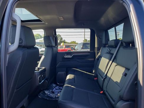 New 2026 GMC Sierra 3500 Denali w/ Technology Package image 11