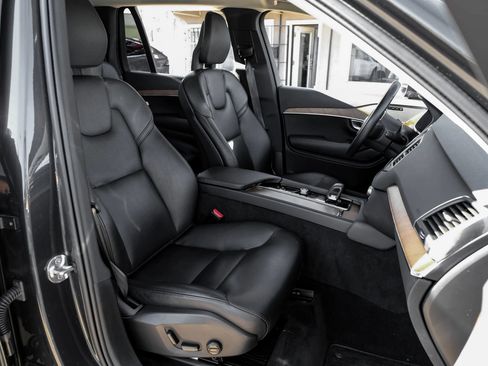 Used 2022 Volvo XC90 T8 Inscription Expression image 43