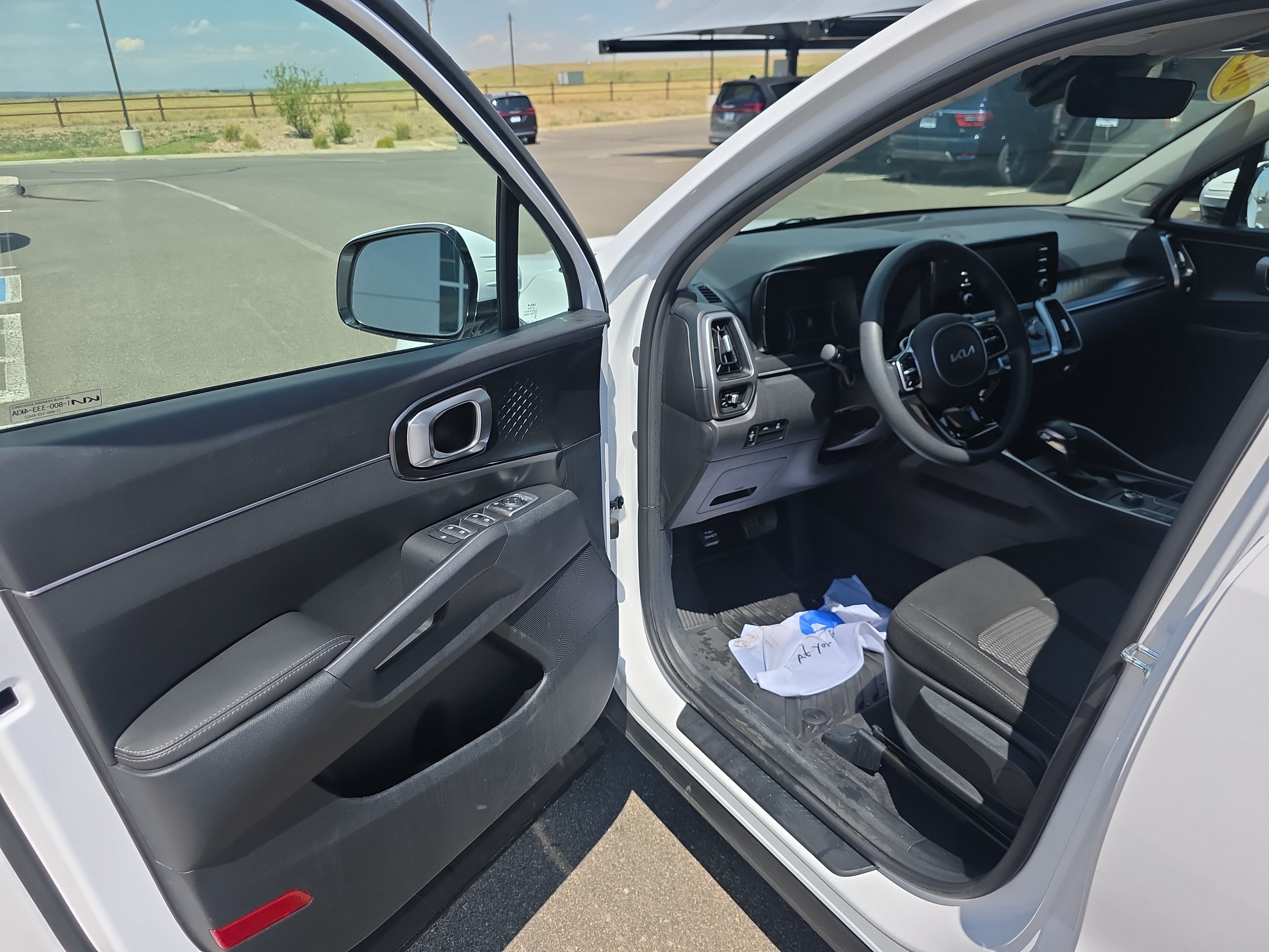 Used 2022 Kia Sorento LX AWD/4WD image 10