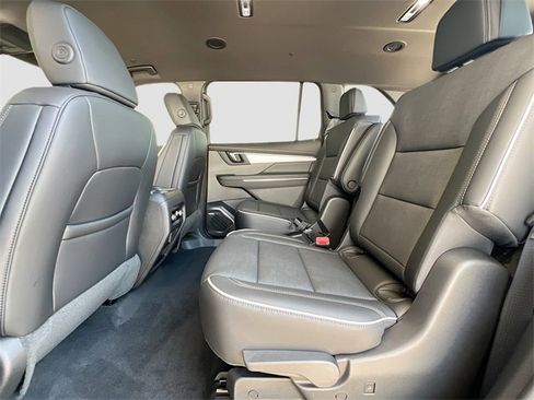 New 2026 Buick Enclave Preferred w/ Power Package image 17