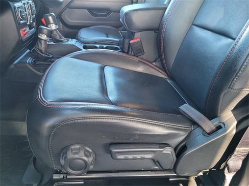 Used 2022 Jeep Gladiator Rubicon image 17