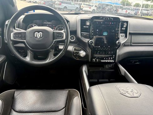 Used 2023 RAM 1500 Laramie AWD/4WD image 14