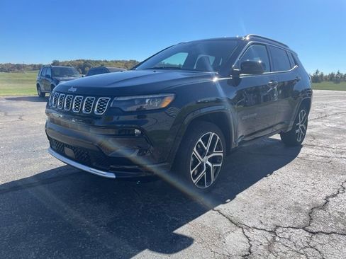 Used 2024 Jeep Compass Limited w/ Elite Group image 7