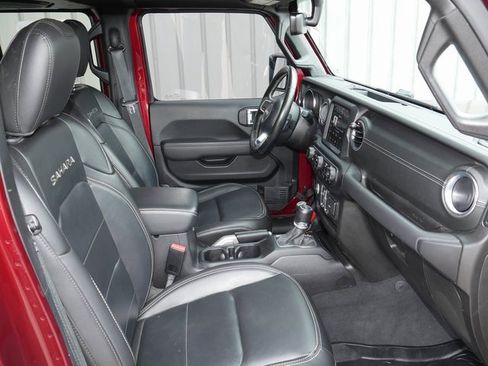 Used 2021 Jeep Wrangler Unlimited Sahara image 27