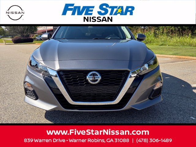 Used 2022 Nissan Altima 2.5 S FWD image 2